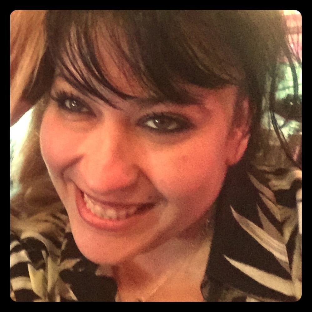 Meet your Posher, Angie
